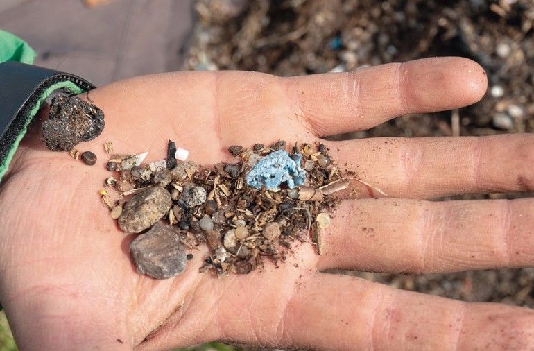 Mikro- und Makroplastik in Böden auf der Spur